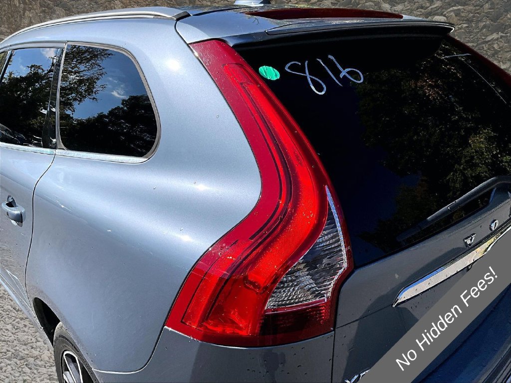 Used 2017 Volvo XC60 T6 Dynamic w/ Preferred Option Package AWD/4WD image 26