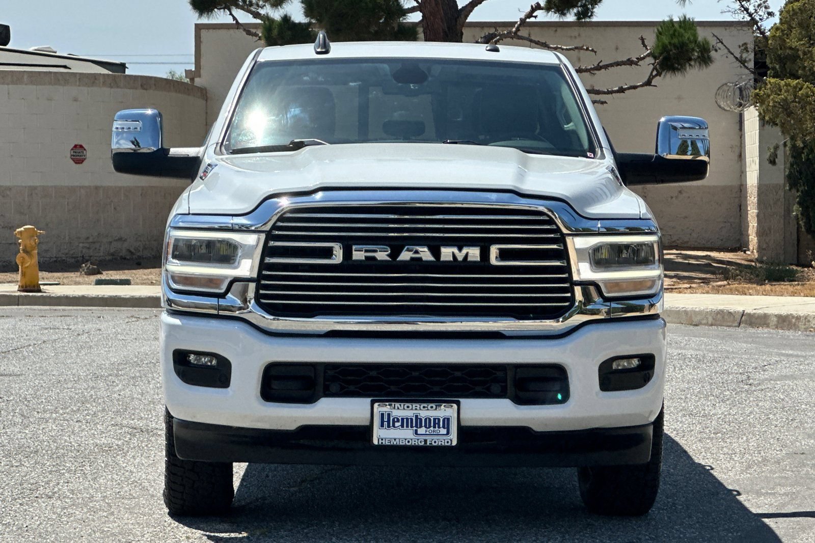 Used 2024 RAM 2500 Laramie AWD/4WD image 9