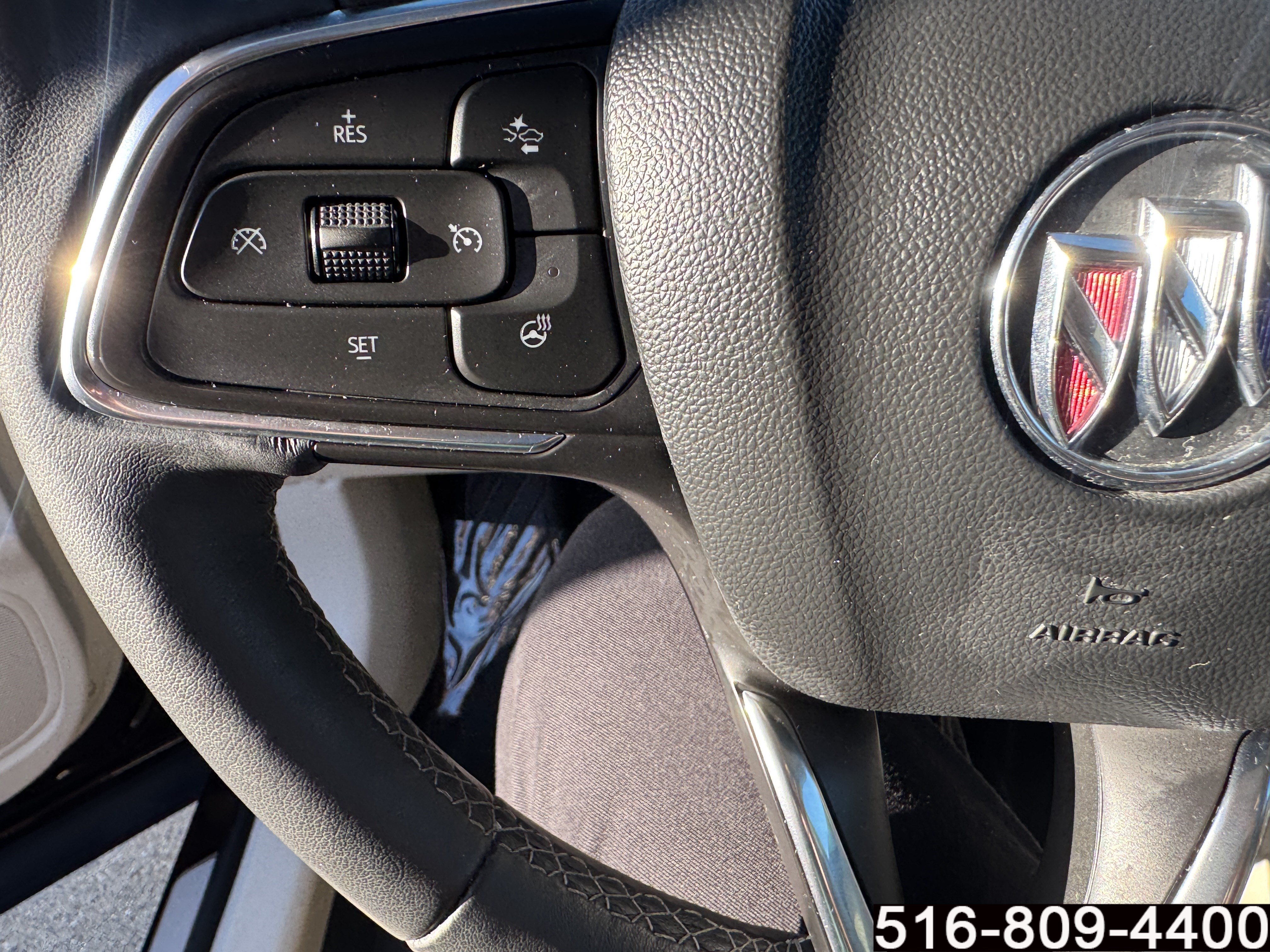 Used 2023 Buick Envision Avenir AWD/4WD image 23