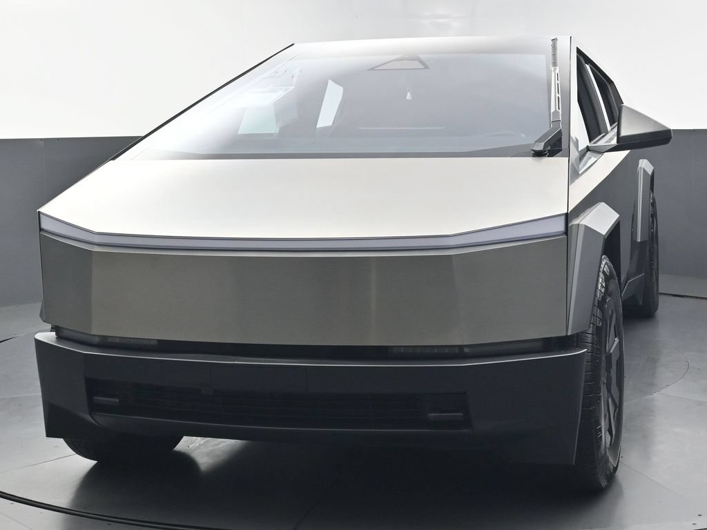 Used 2024 Tesla Cybertruck AWD Crew Cab image 6