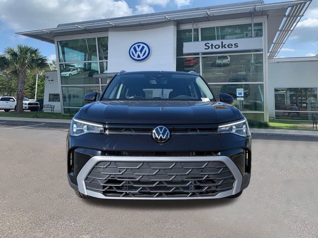 New 2026 Volkswagen Taos SE FWD image 9