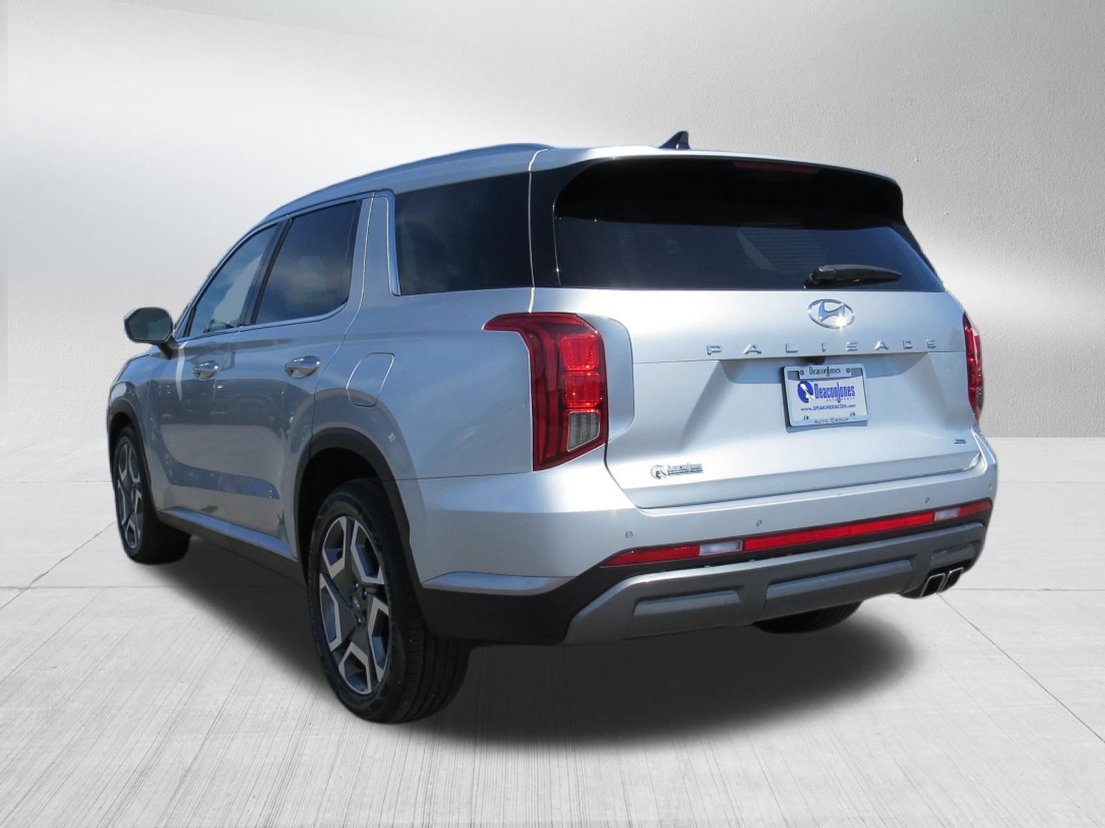 Used 2024 Hyundai Palisade SEL w/ Premium Package AWD/4WD image 5