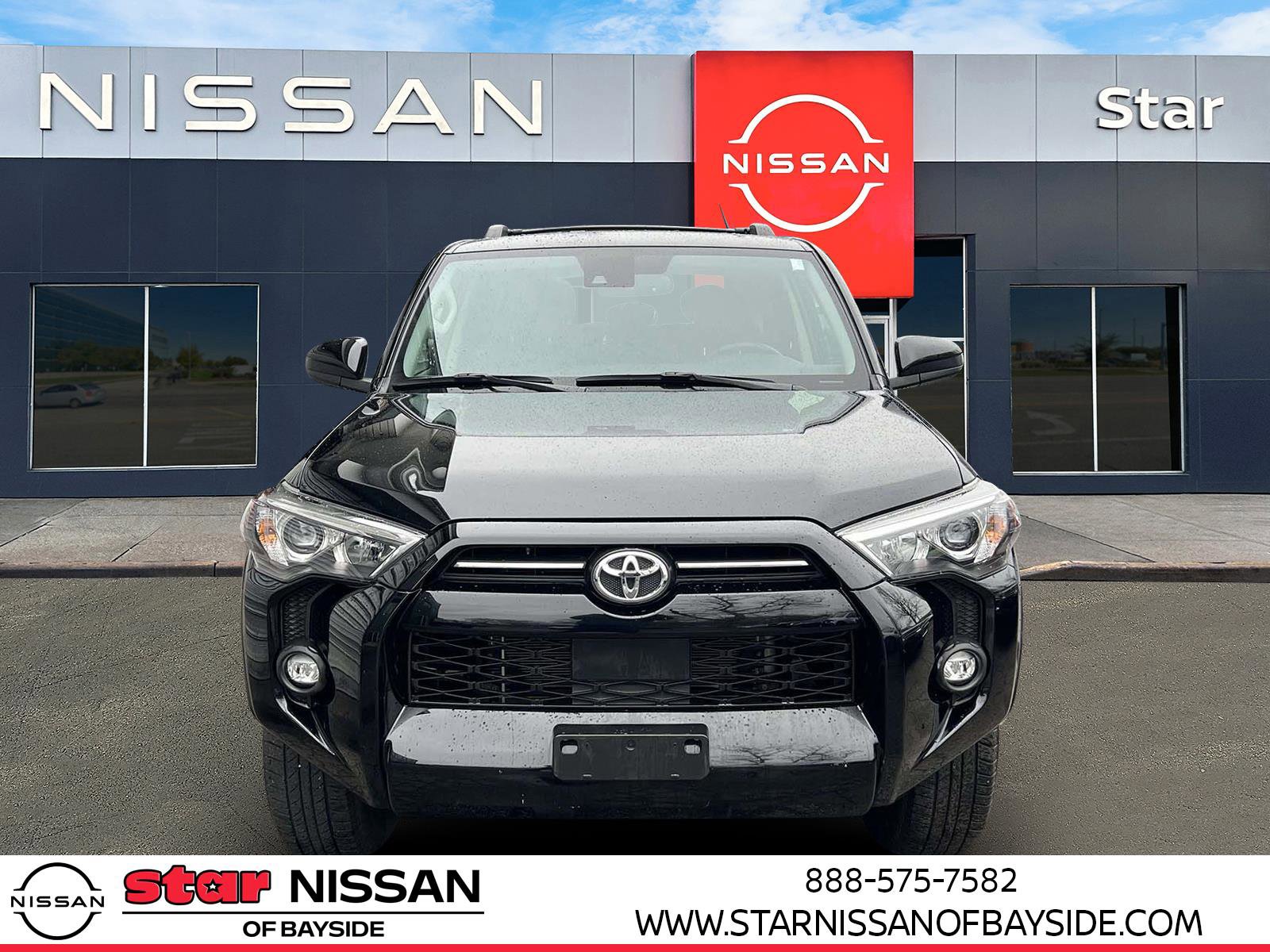 Used 2024 Toyota 4Runner SR5 image 2