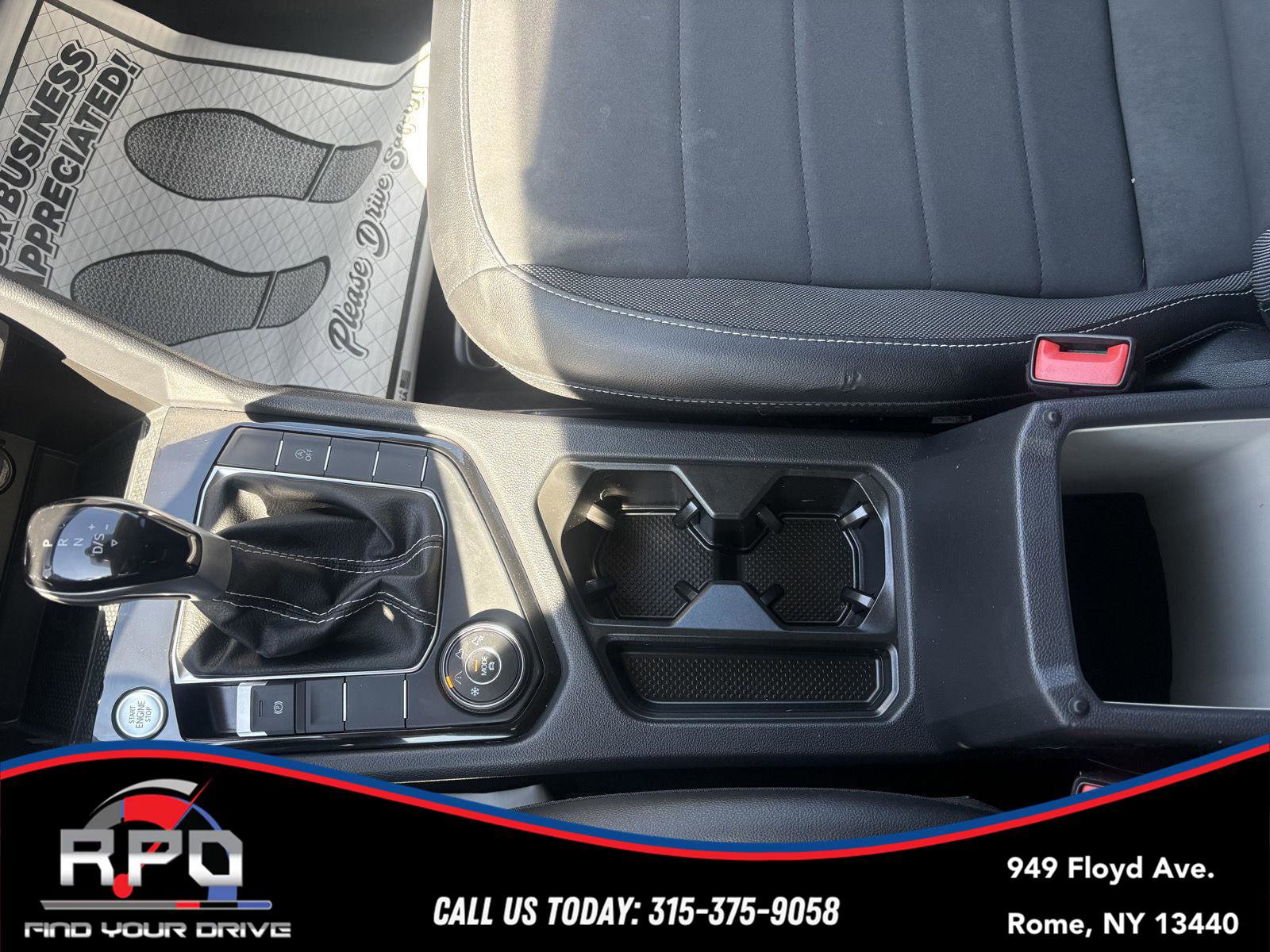 Used 2023 Volkswagen Taos SE image 25