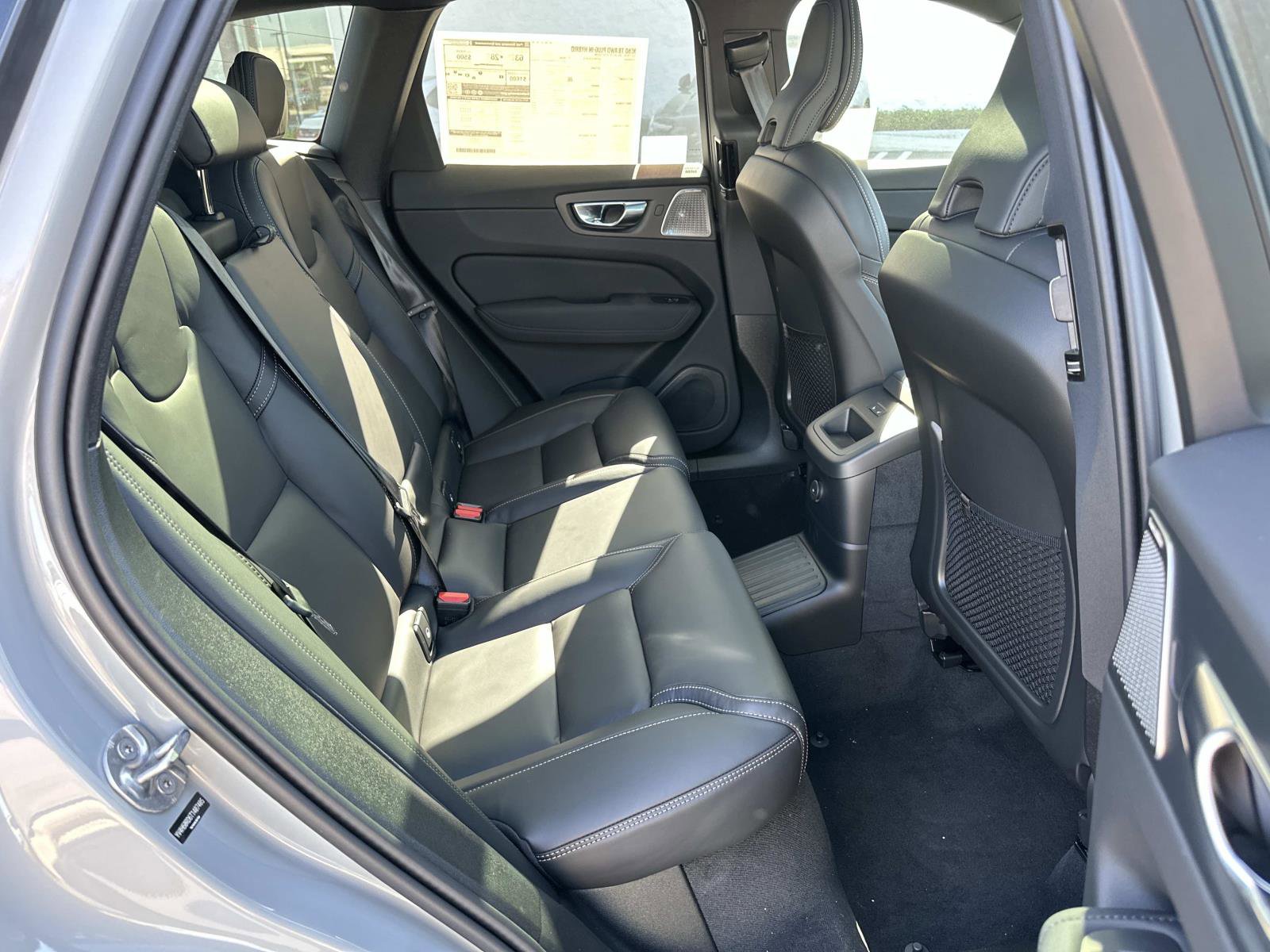New 2026 Volvo XC60 T8 Ultra w/ Climate Package AWD/4WD image 19