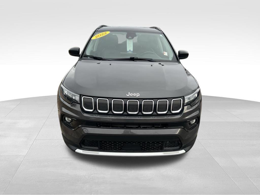 Used 2022 Jeep Compass Limited image 10