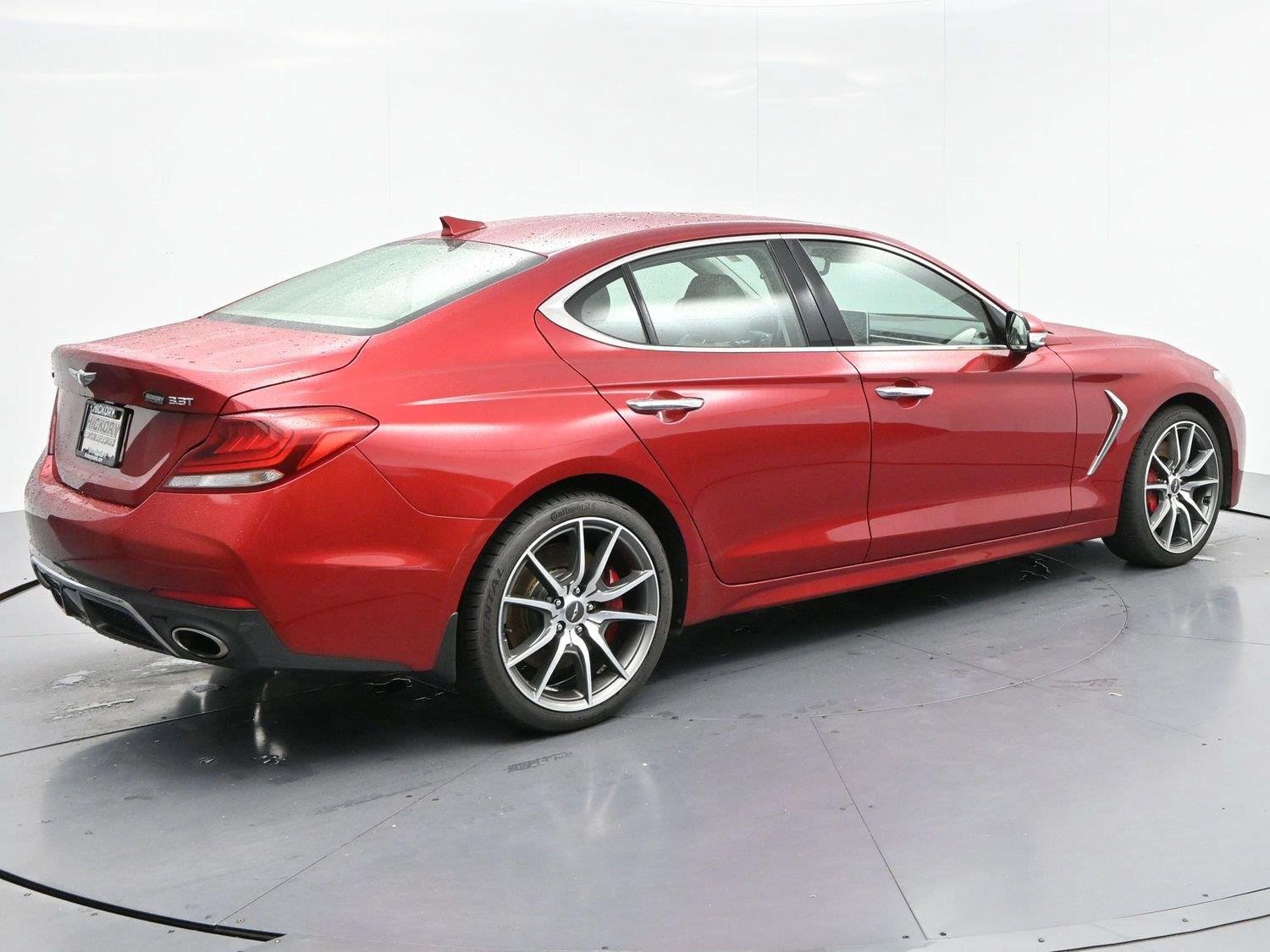 Used 2019 Genesis G70 3.3T Advanced RWD image 7