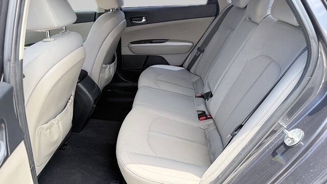 Used 2017 Kia Optima LX w/ Convenience Package FWD image 14