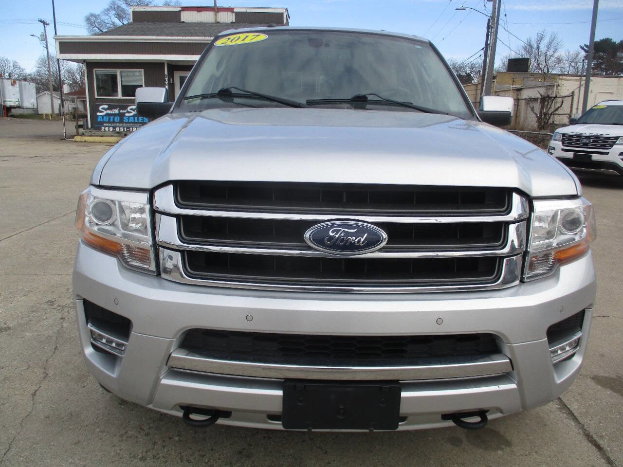 Used 2017 Ford Expedition EL Limited w/ Equipment Group 301A image 9