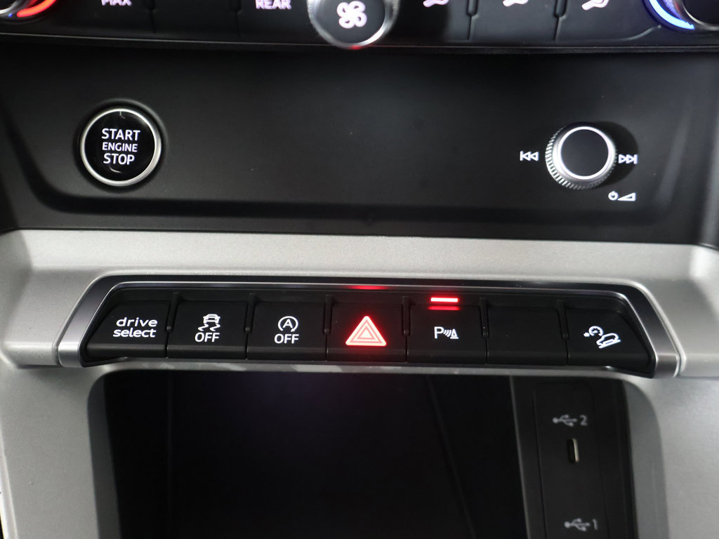 Used 2023 Audi Q3 2.0T Premium AWD/4WD image 48