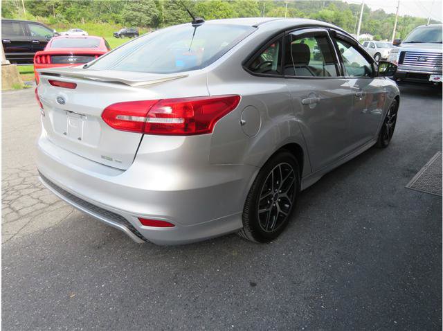 Used 2015 Ford Focus SE w/ SE Ecoboost Package image 15