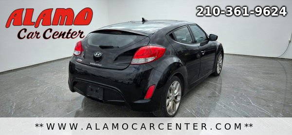 Used 2012 Hyundai Veloster w/ Style Pkg image 5