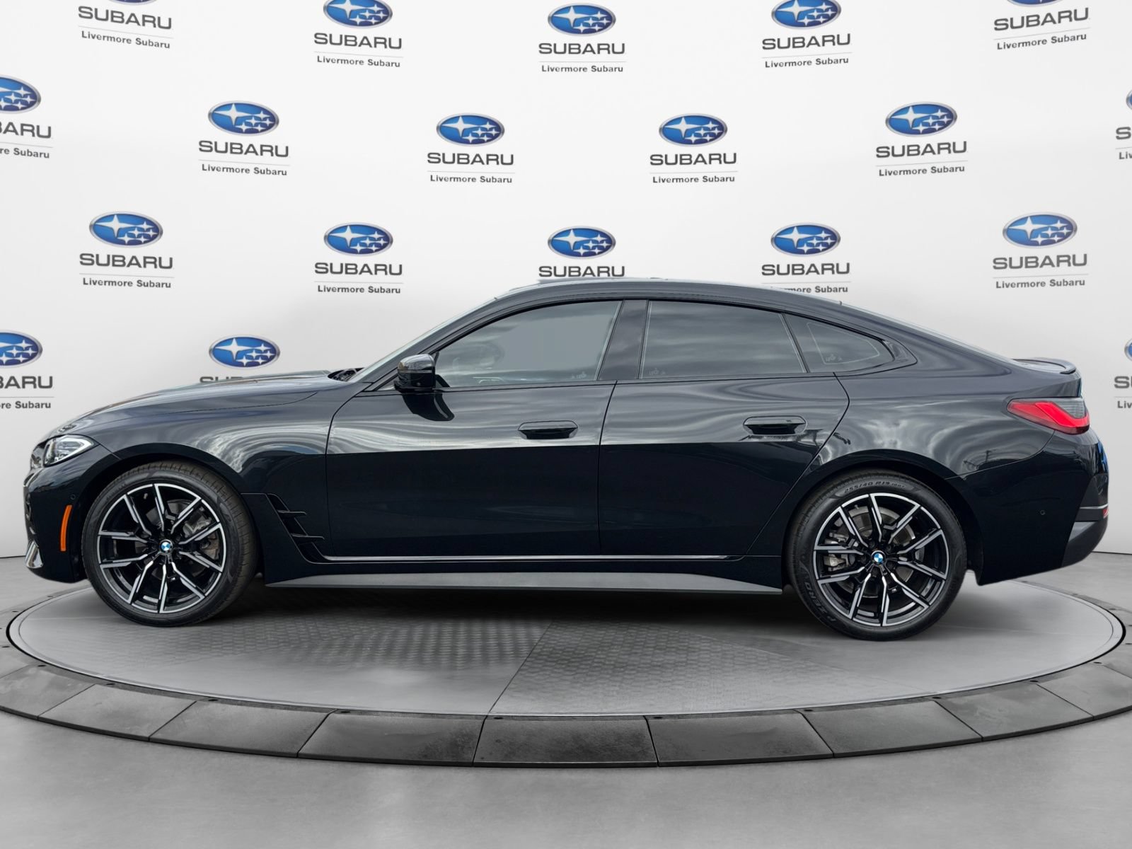 Used 2023 BMW 430i Gran Coupe w/ M Sport Package RWD image 2