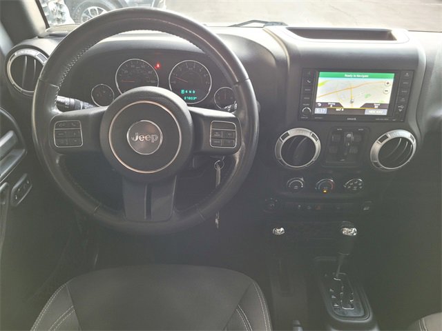 Certified 2015 Jeep Wrangler Unlimited Rubicon w/ Connectivity Group image 7