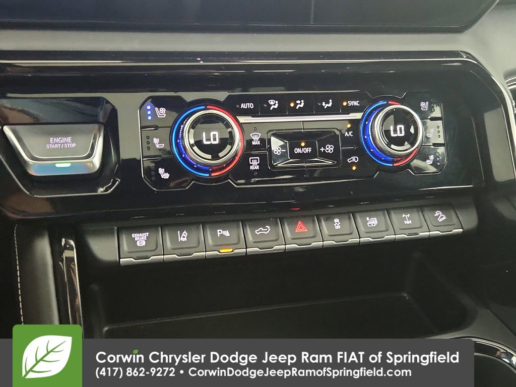 Used 2025 GMC Sierra 2500 AT4X AWD/4WD image 18