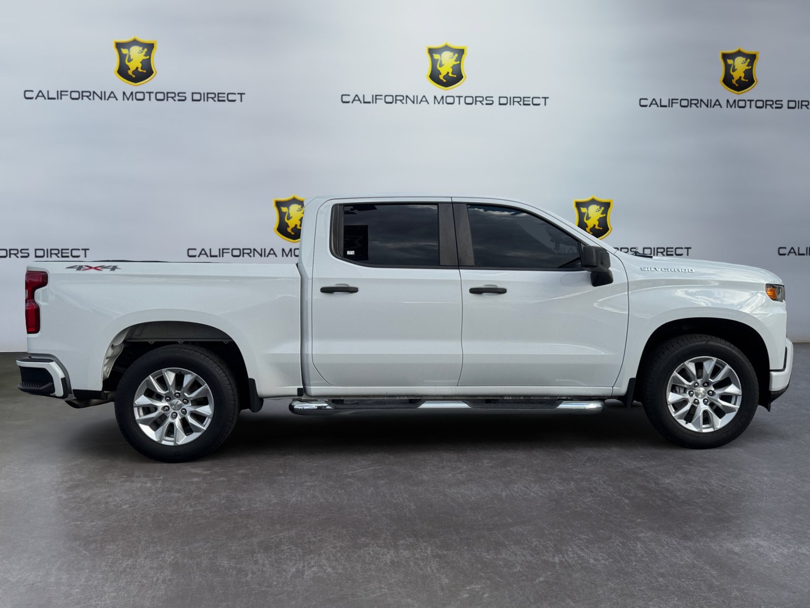 Used 2020 Chevrolet Silverado 1500 Custom w/ Custom Value Package AWD/4WD image 6