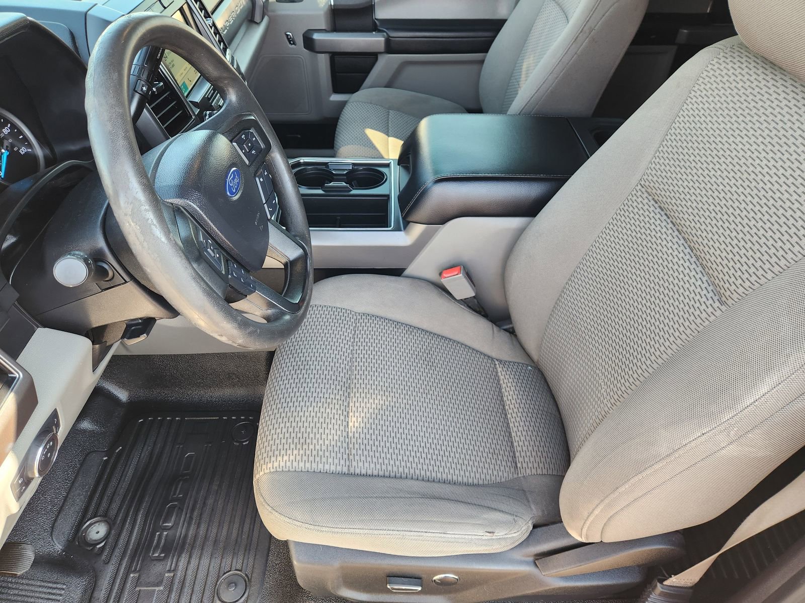 Used 2019 Ford F250 XLT w/ XLT Value Package image 17