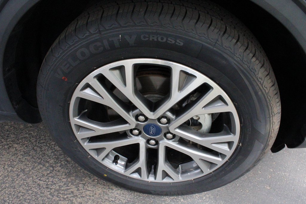 Used 2022 Ford Escape SEL image 59