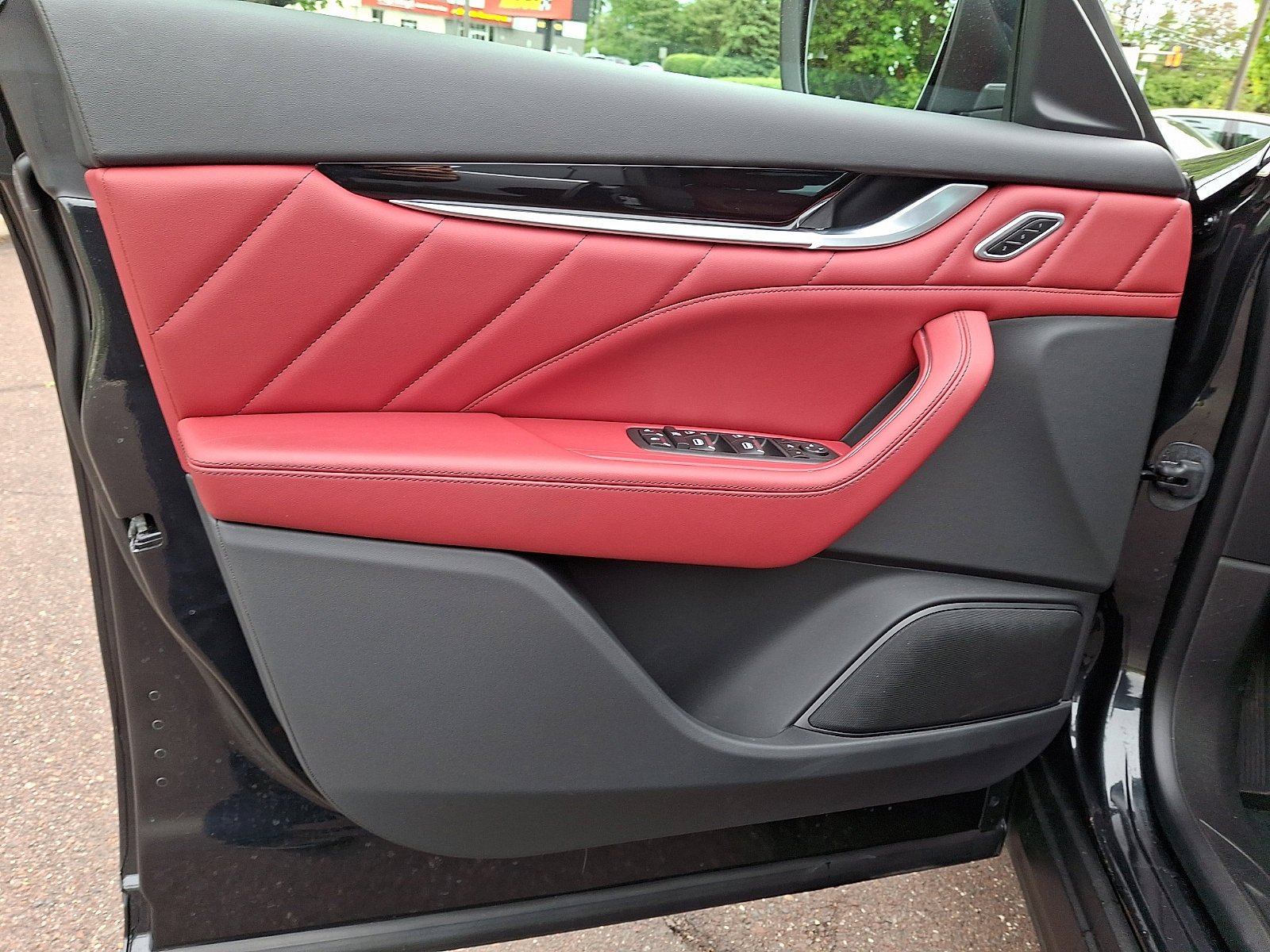 Certified 2023 Maserati Levante Modena AWD/4WD image 12