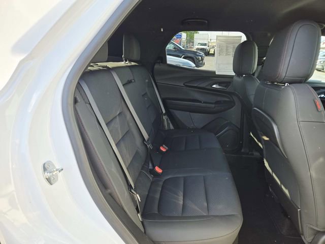 Used 2023 Chevrolet TrailBlazer RS w/ Convenience Package FWD image 11