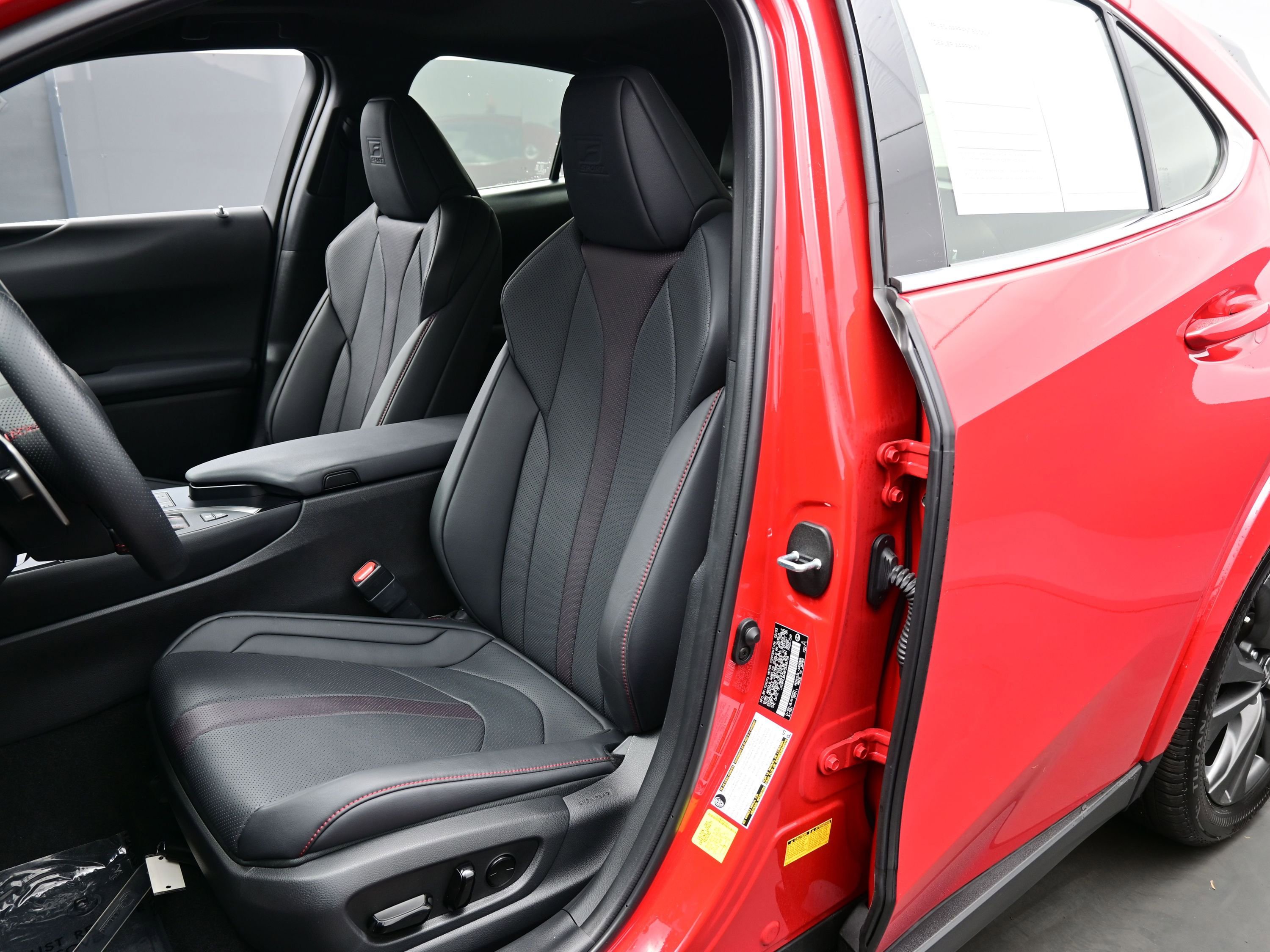 Used 2023 Lexus UX 250h F Sport image 13