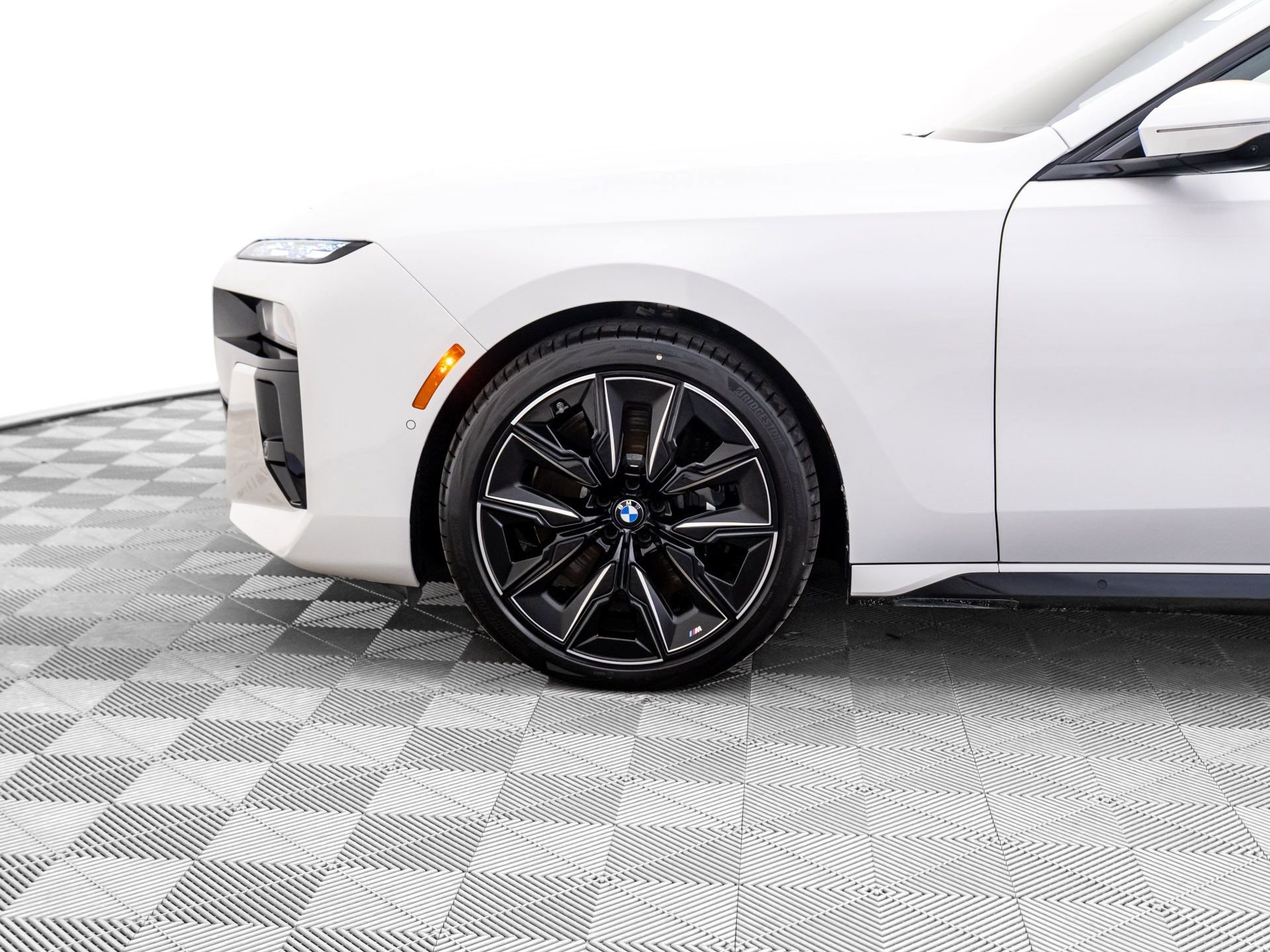 New 2026 BMW 760i xDrive w/ Executive Package AWD/4WD image 38