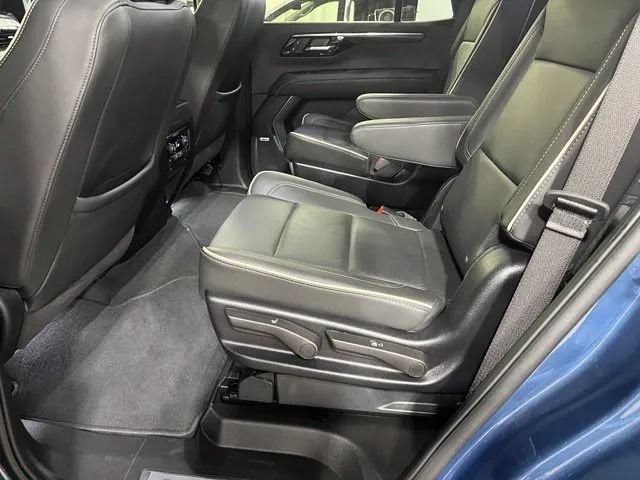 Used 2025 Chevrolet Tahoe Premier w/ Sun And Tow Package AWD/4WD image 27