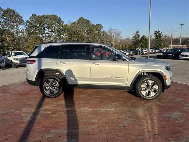Used 2022 Jeep Grand Cherokee Limited 4xe image 37