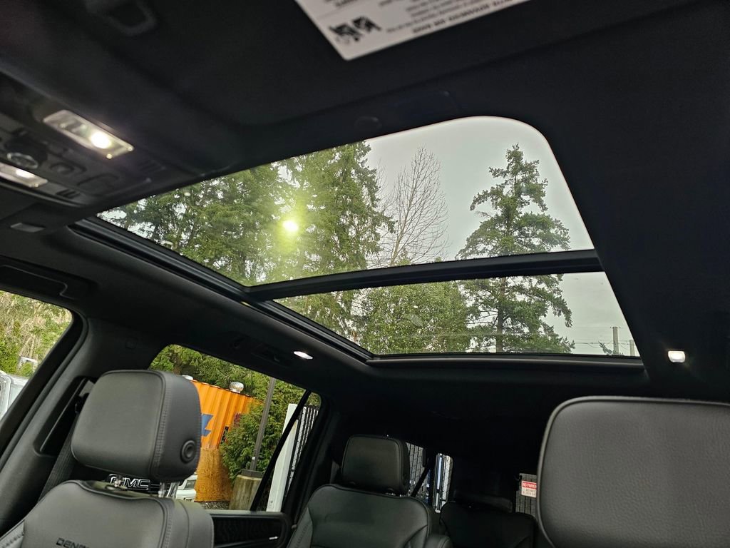 Used 2022 GMC Yukon XL Denali w/ Max Trailering Package image 23