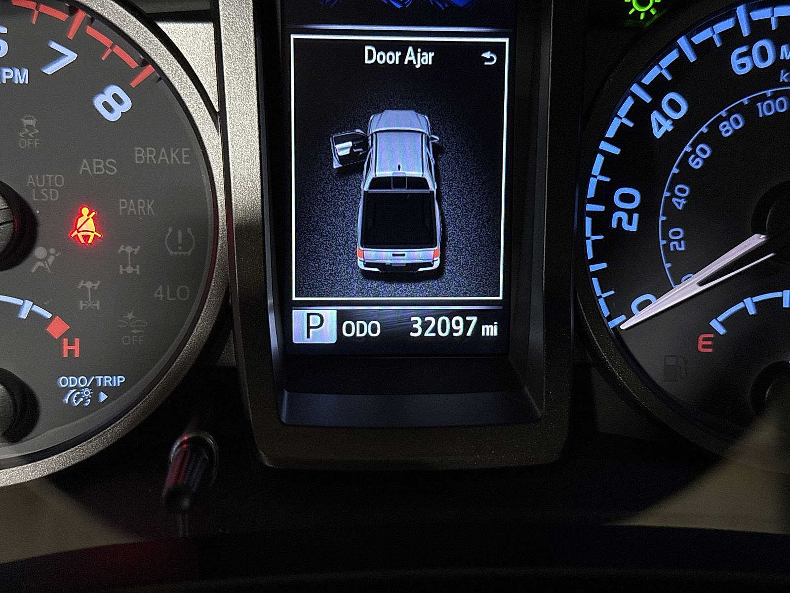 Used 2023 Toyota Tacoma TRD Sport AWD/4WD image 19