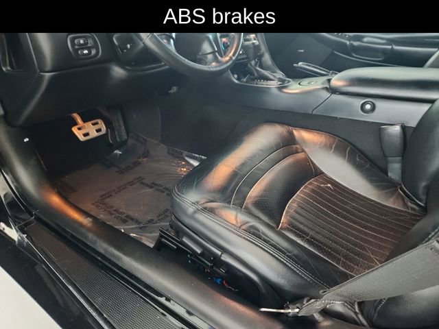 Used 2004 Chevrolet Corvette Base w/ Preferred Equipment Group image 17