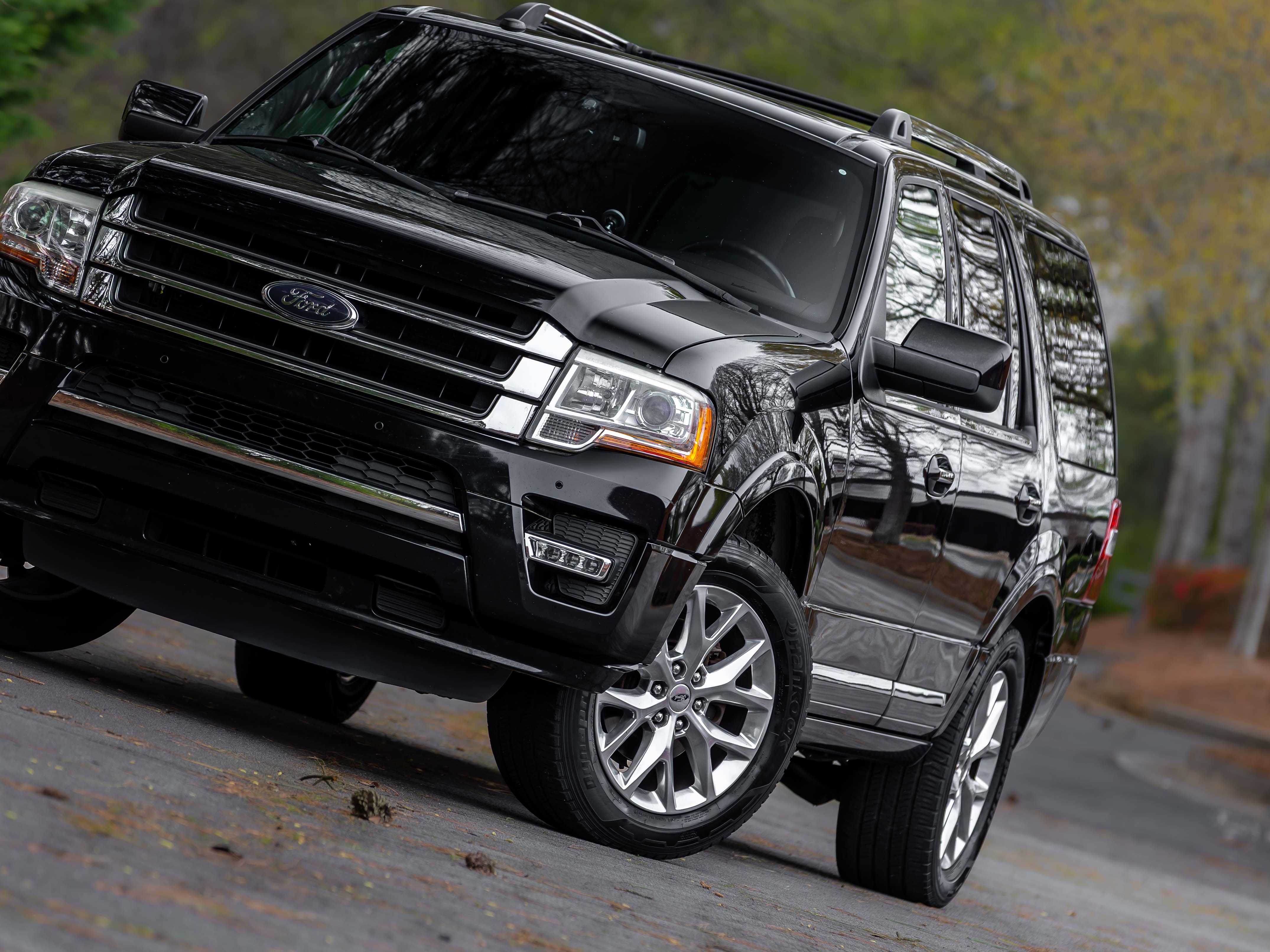 Used 2017 Ford Expedition Limited w/ Equipment Group 301A image 24