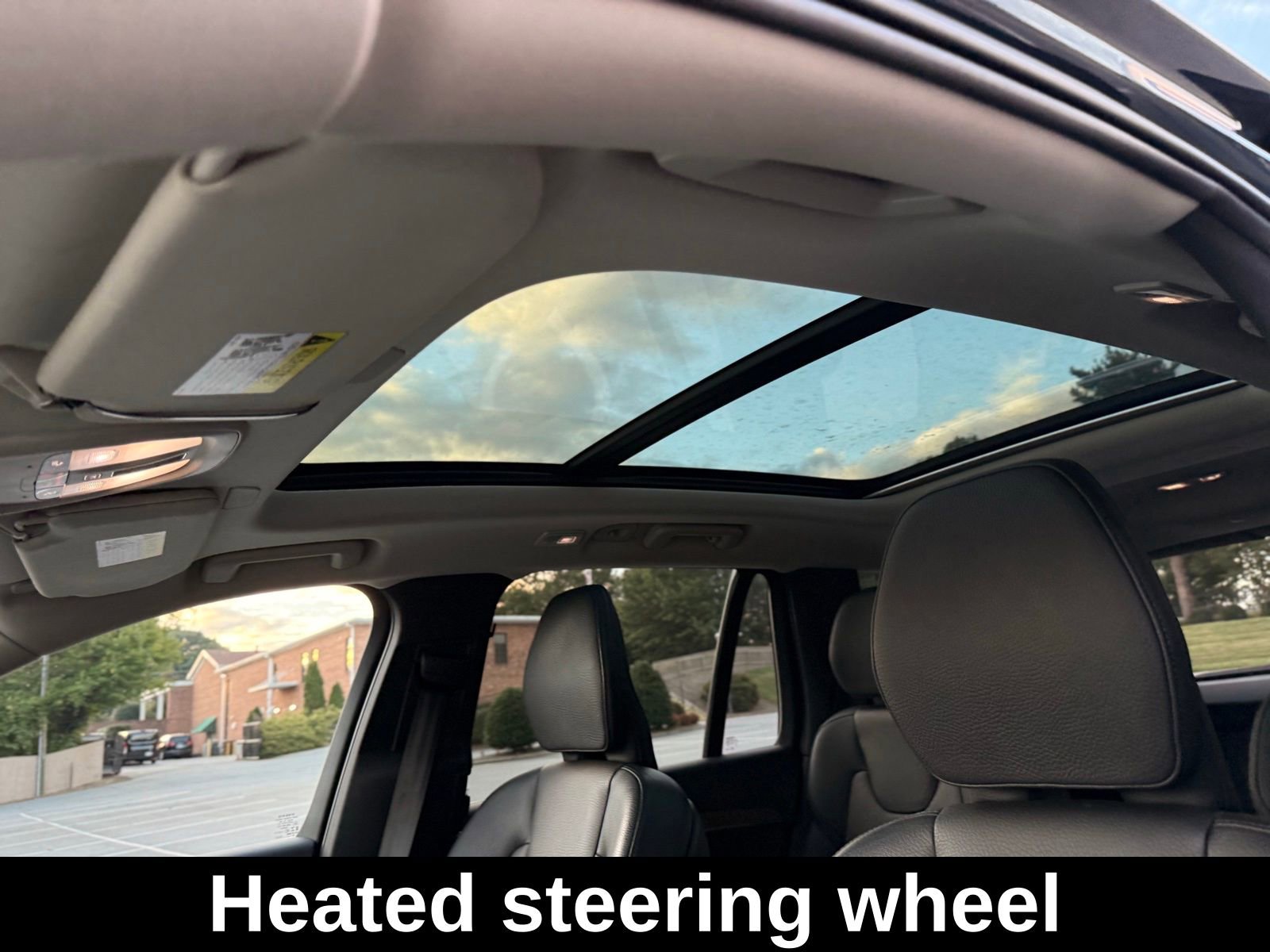 Used 2023 Volvo XC90 T8 Plus image 16