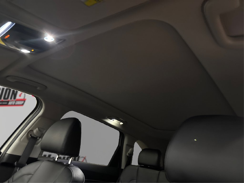 Certified 2026 Kia Sorento S w/ S Panoramic Sunroof Package FWD image 20