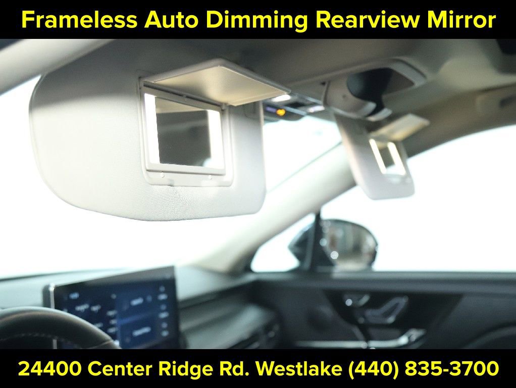 Used 2024 Lincoln Corsair AWD w/ Equipment Group 101A image 20