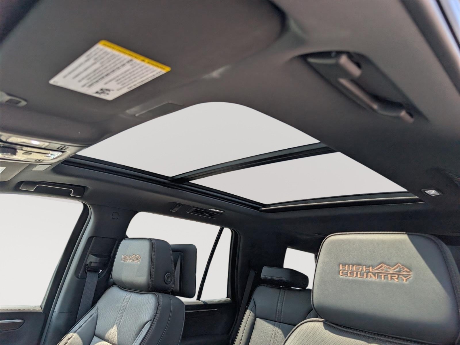 New 2026 Chevrolet Tahoe High Country AWD/4WD image 32