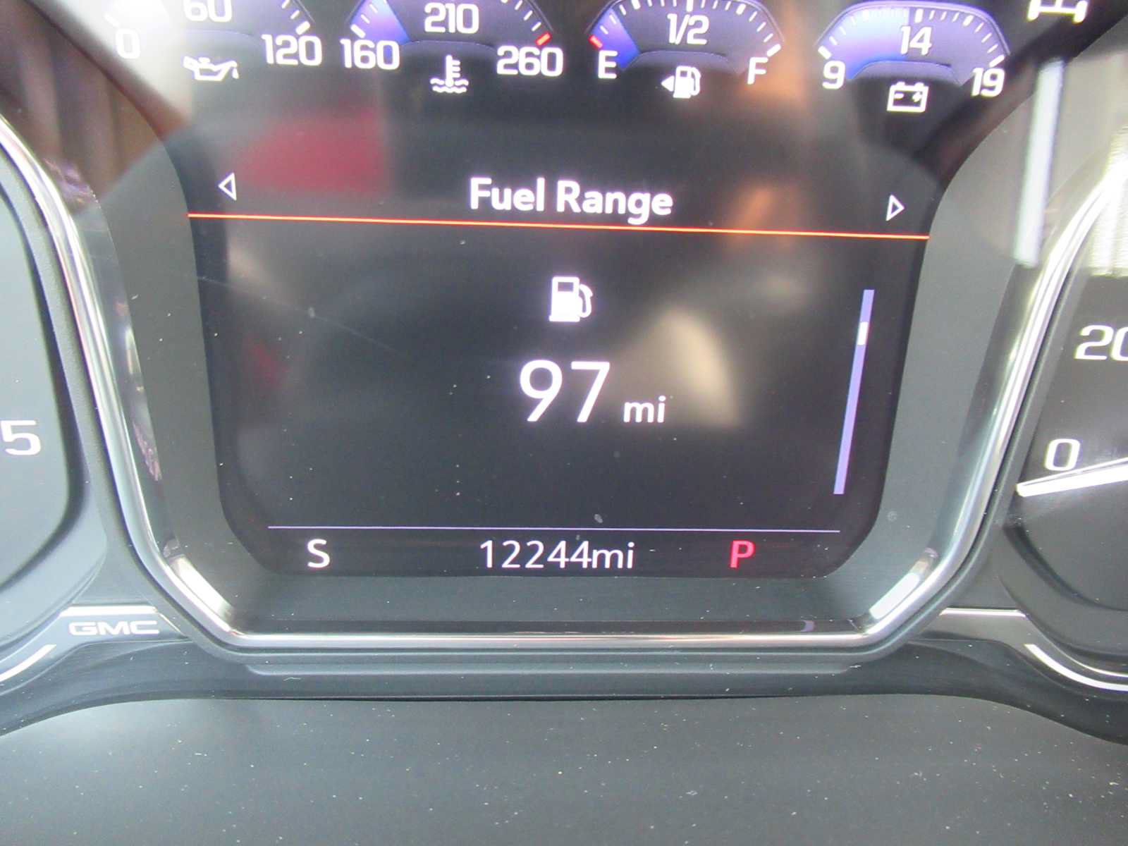 Used 2023 GMC Sierra 2500 Denali w/ Technology Package AWD/4WD image 39