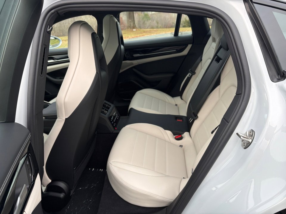 New 2026 Porsche Panamera 4 image 20