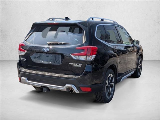 Used 2023 Subaru Forester Touring image 4