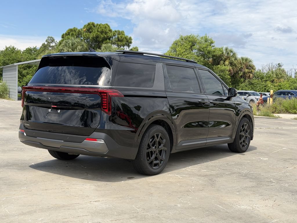Certified 2026 Kia Carnival SX FWD image 4