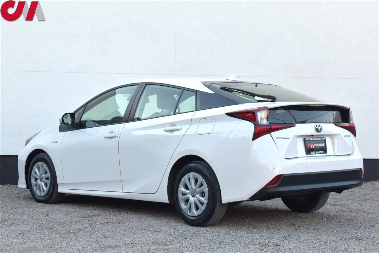 Used 2021 Toyota Prius LE FWD image 2
