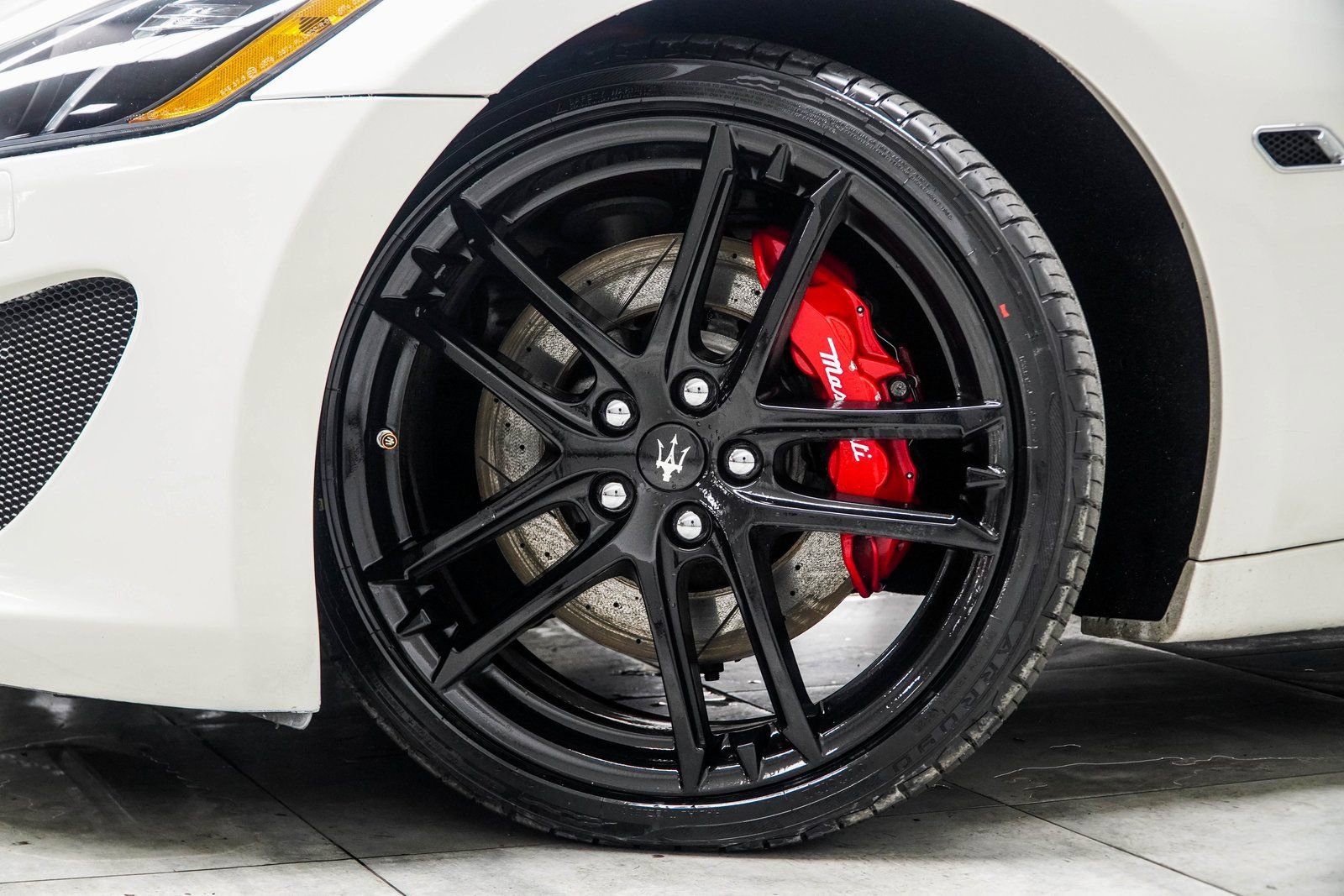 Used 2017 Maserati GranTurismo Sport image 7