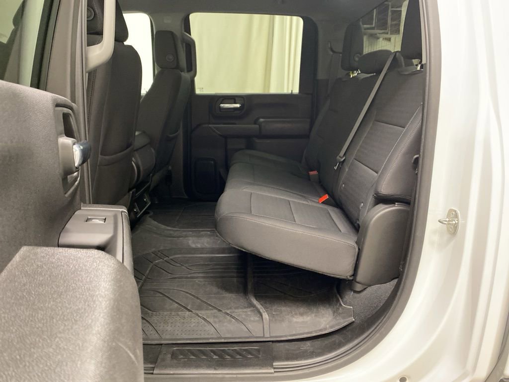 Used 2024 Chevrolet Silverado 2500 Custom w/ Custom Value Package image 15