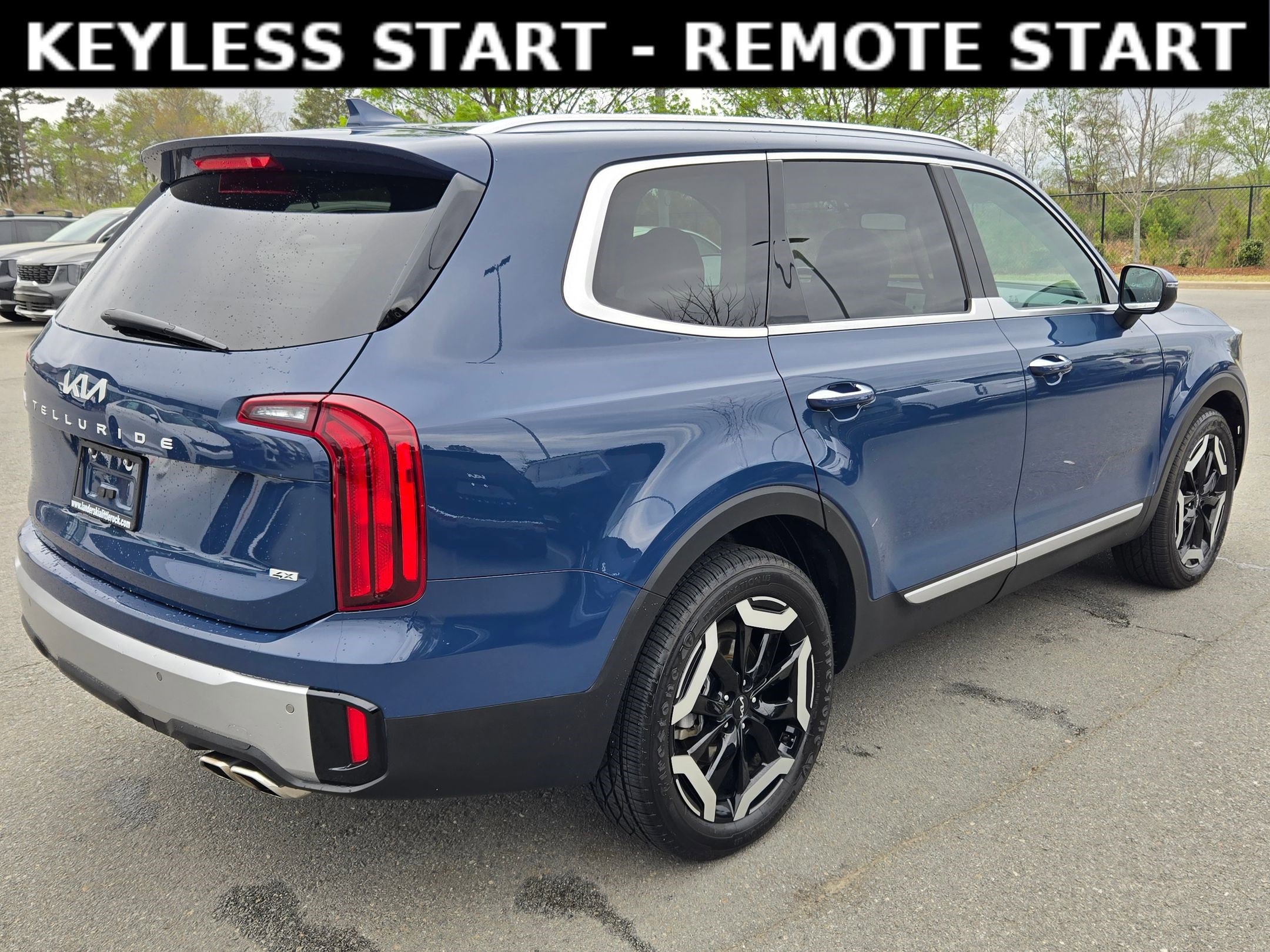 Used 2023 Kia Telluride S w/ S Sunroof Package image 7