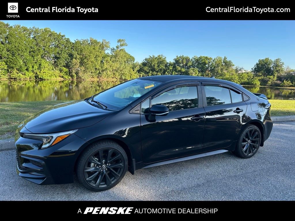 Used 2024 Toyota Corolla SE FWD image 1