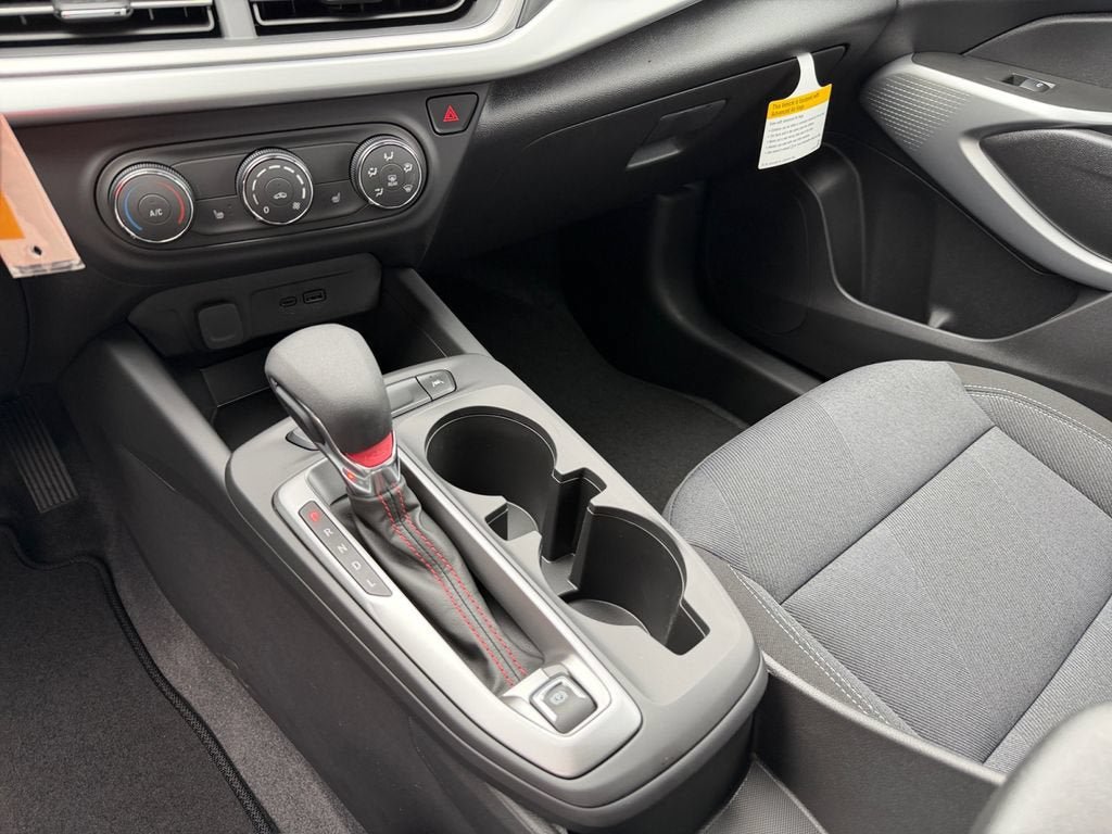 New 2026 Chevrolet Trax RS w/ Driver Confidence Package FWD image 32
