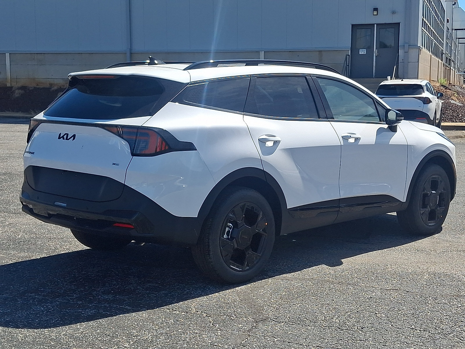 New 2027 Kia Sportage X-Line AWD/4WD image 3