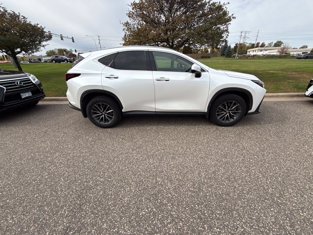 Used 2022 Lexus NX 350 AWD image 10