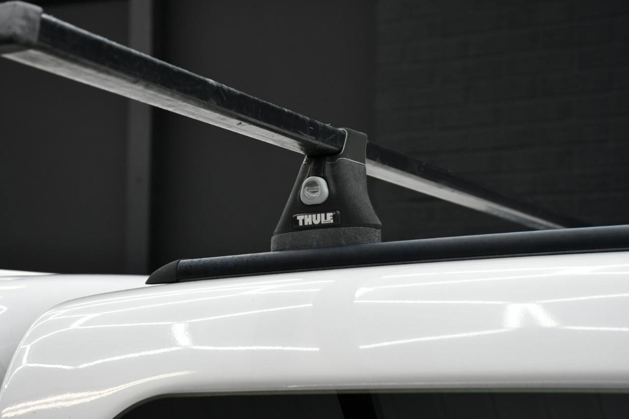 Used 2016 Ford F250 Platinum w/ FX4 Off-Road Package AWD/4WD image 7