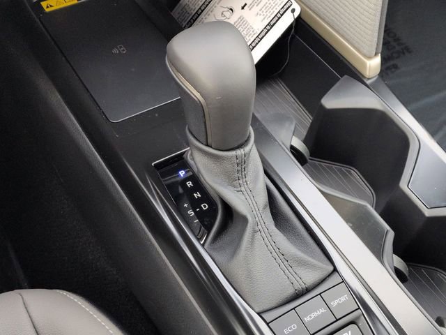 Used 2026 Toyota Camry SE w/ Convenience Package FWD image 23
